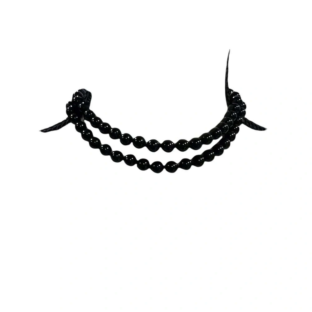 VINTAGE PREMIER DESIGNS CROWN BLACK BEAD NECKLACE WITH GOLD TONE CLASP - 29